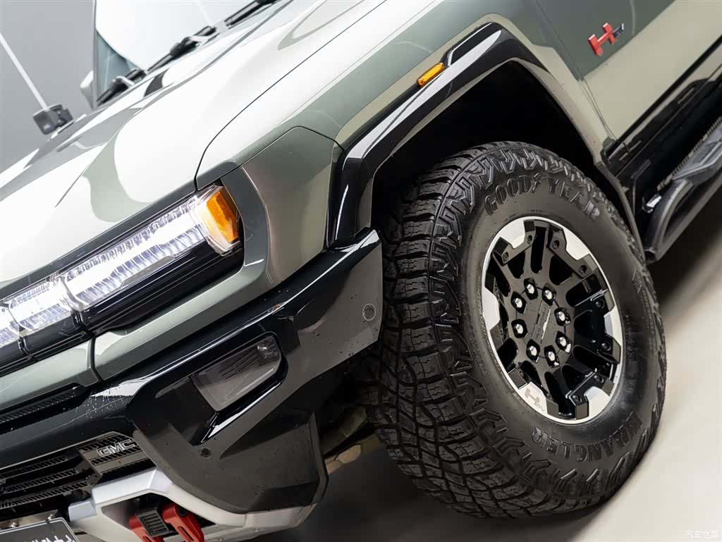 Hummer SUV, 2024 3