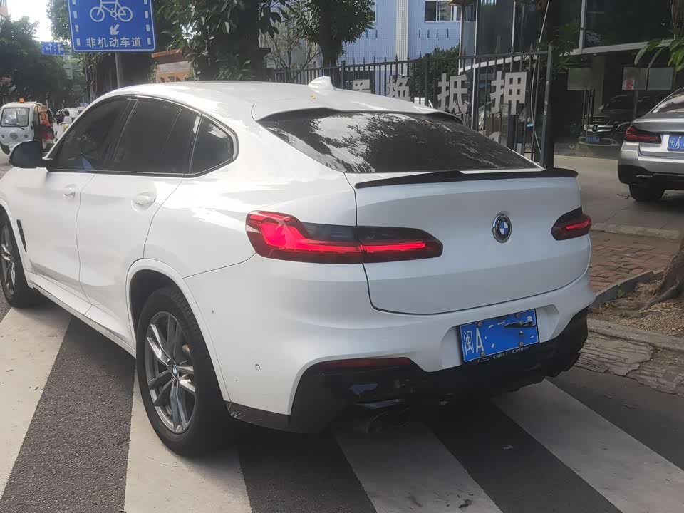 BMW X4
