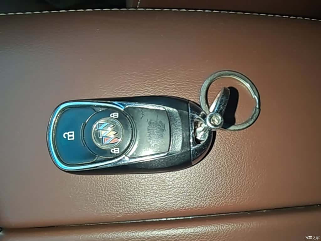 Buick Envision Plus, 2020 9