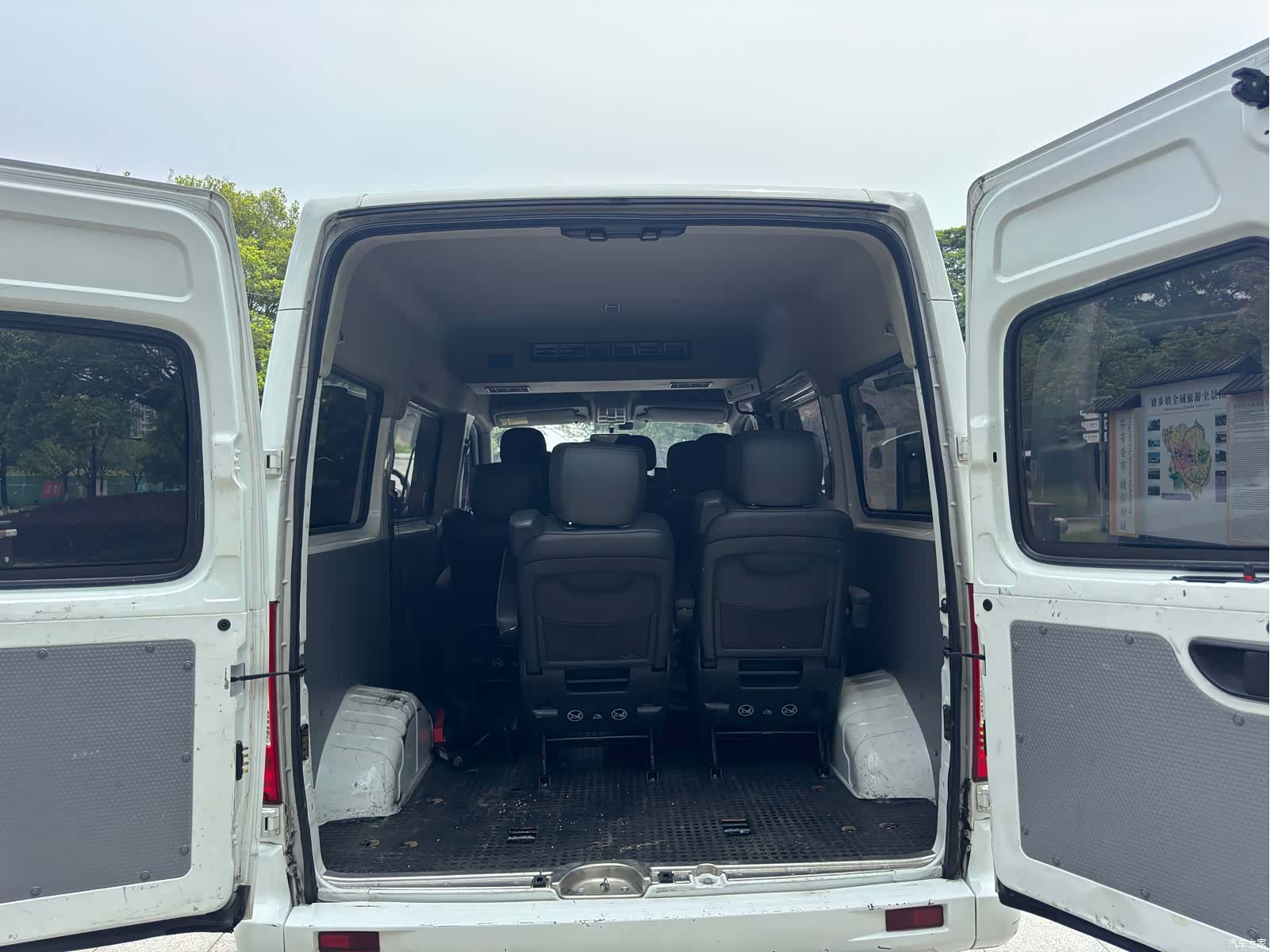 Maxus V80, 2024 19