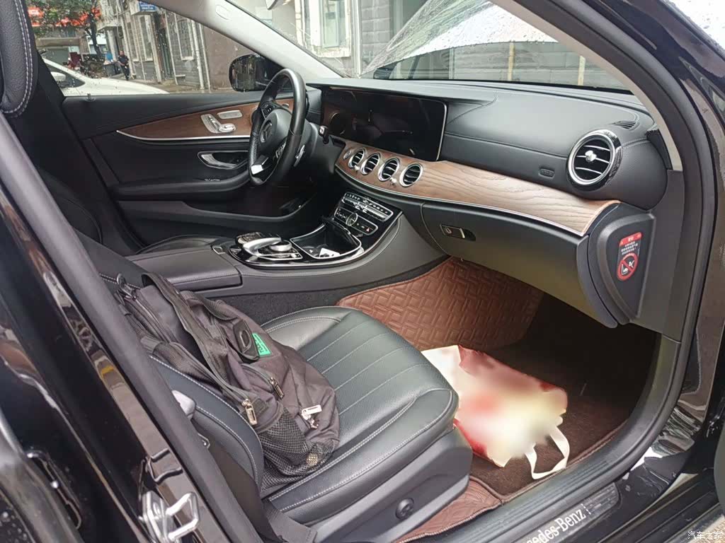 Mercedes-Benz E-Class, 2016 20