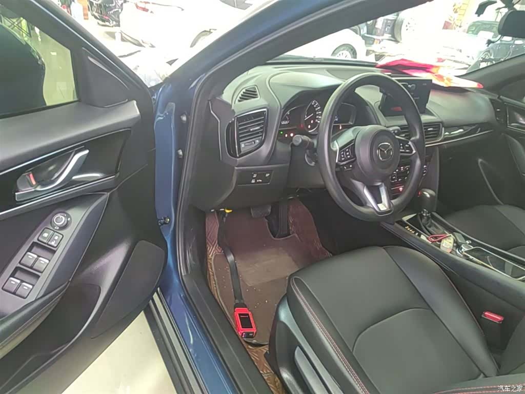 Mazda CX-4, 2022 16