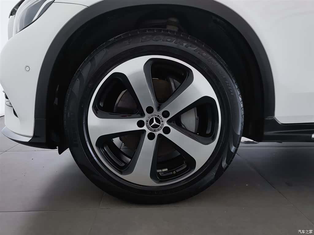 Mercedes-Benz GLC, 2019 17