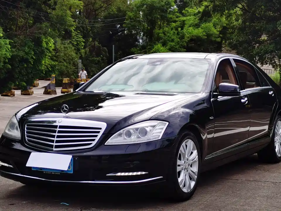 Mercedes-Benz S-class Mercedes-Benz S-class