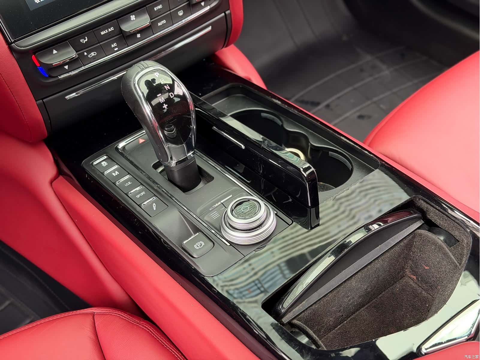 Maserati Q4, 2019 12