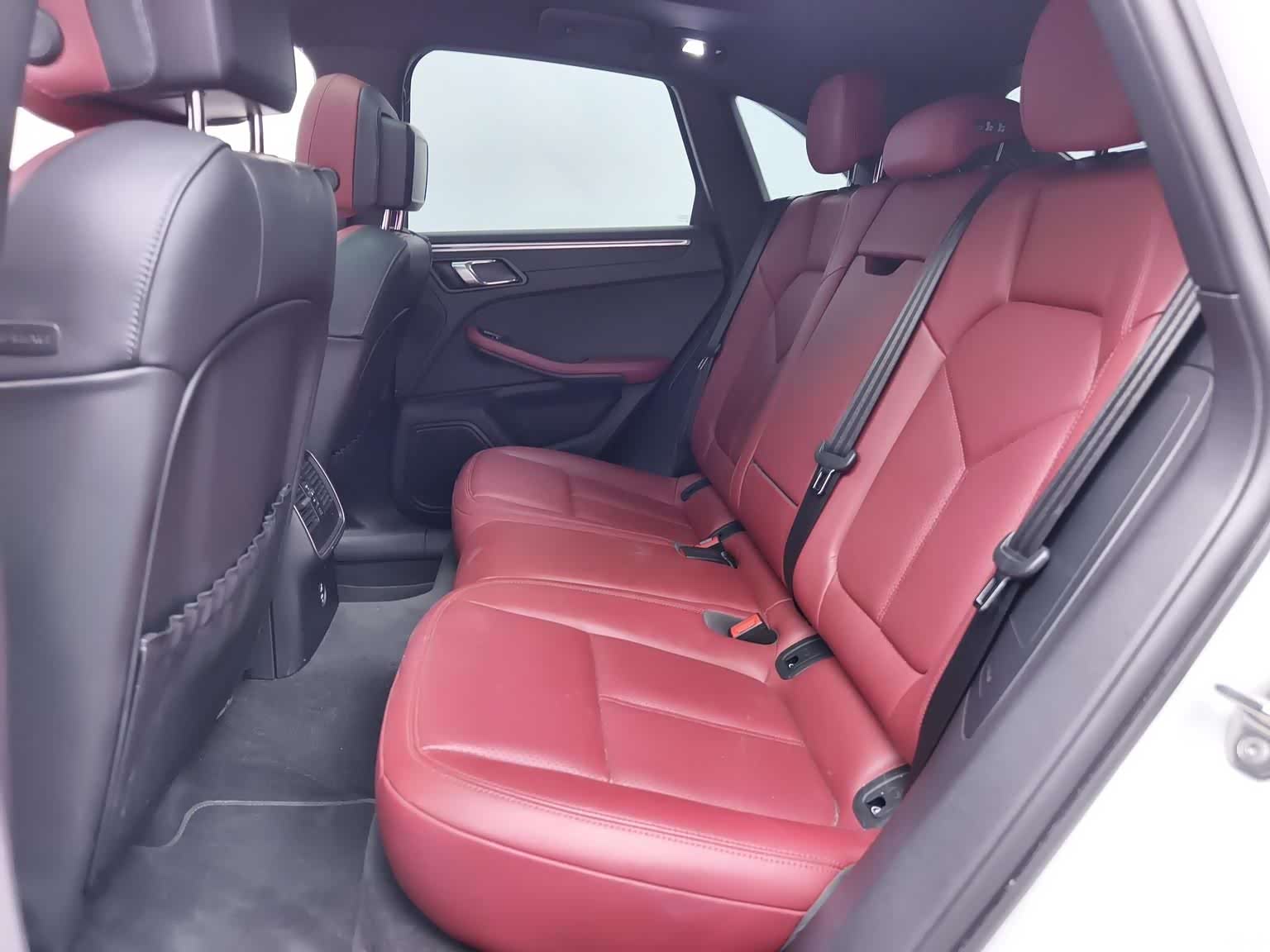 Porsche Macan, 2023 12