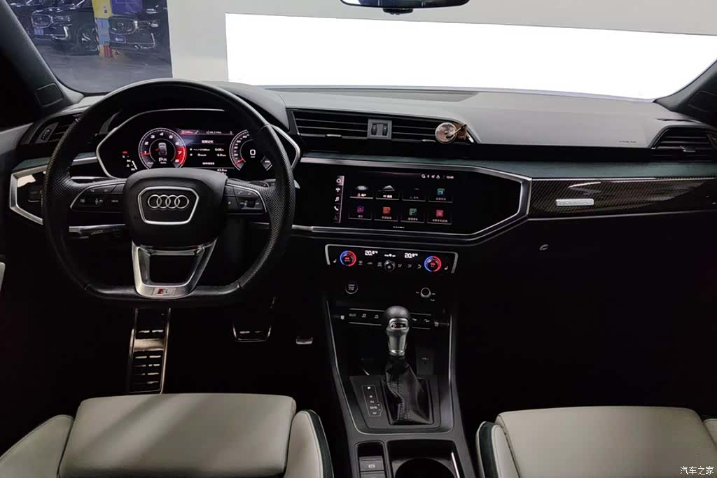 Audi Q3, 2023 12