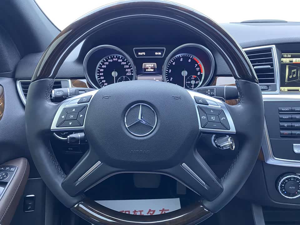 Mercedes-Benz M class