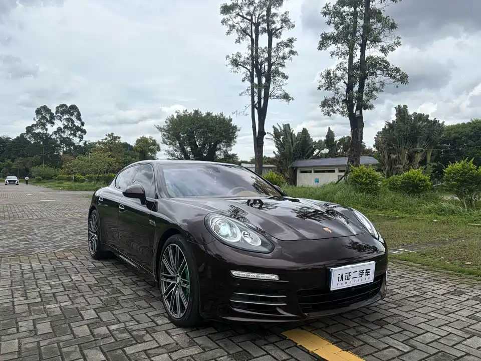Porsche Panamera