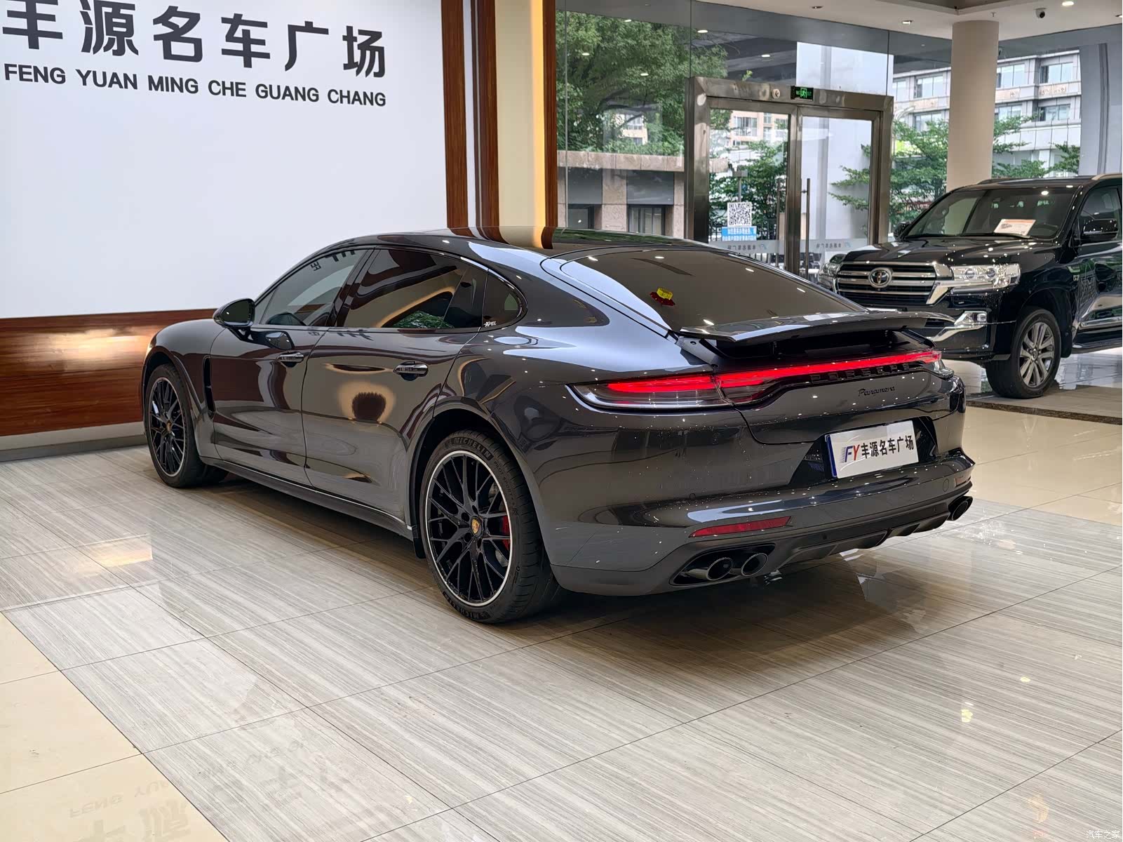 Porsche Panamera, 2023 29