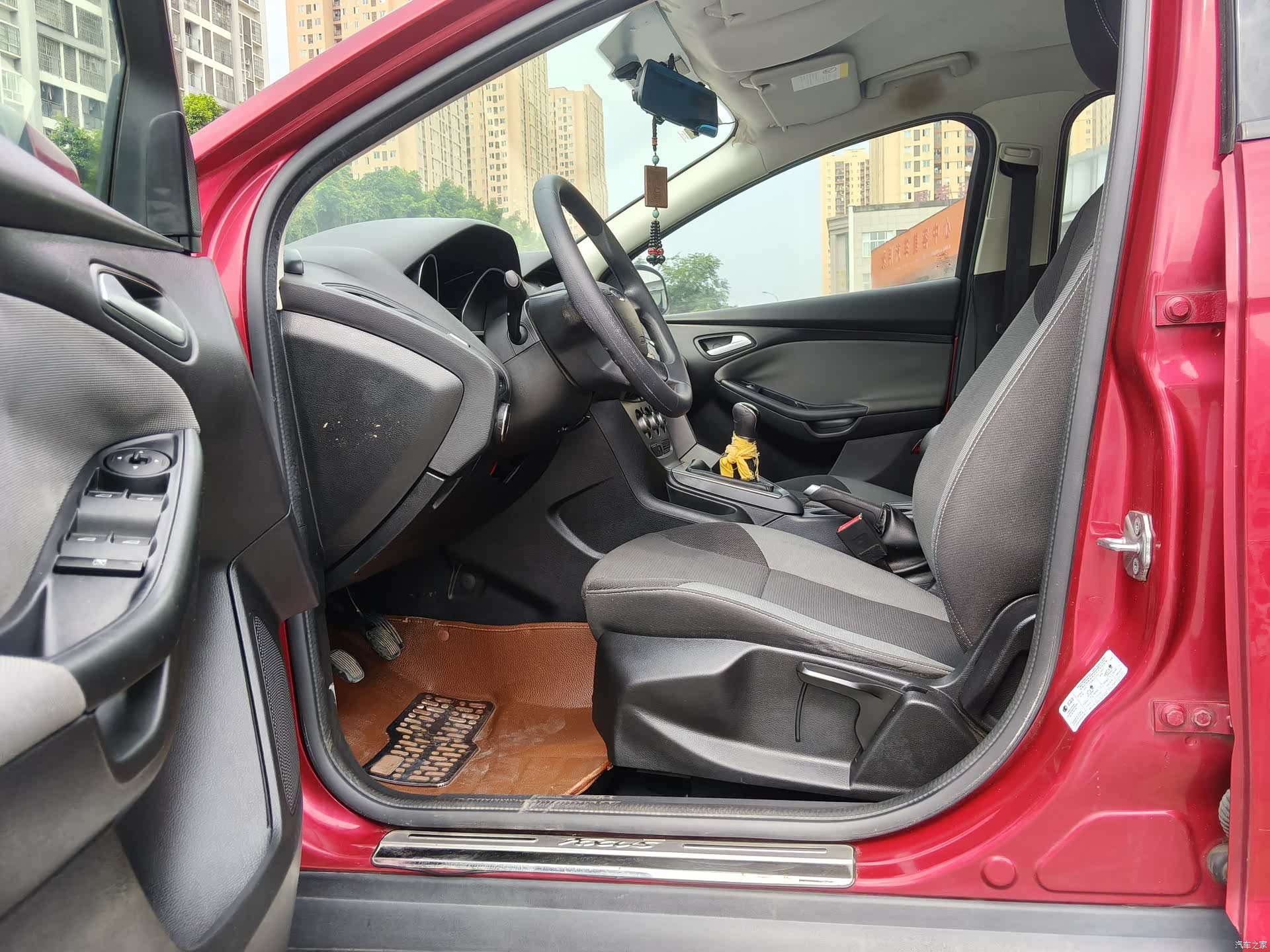 Ford Focus, 2014 4