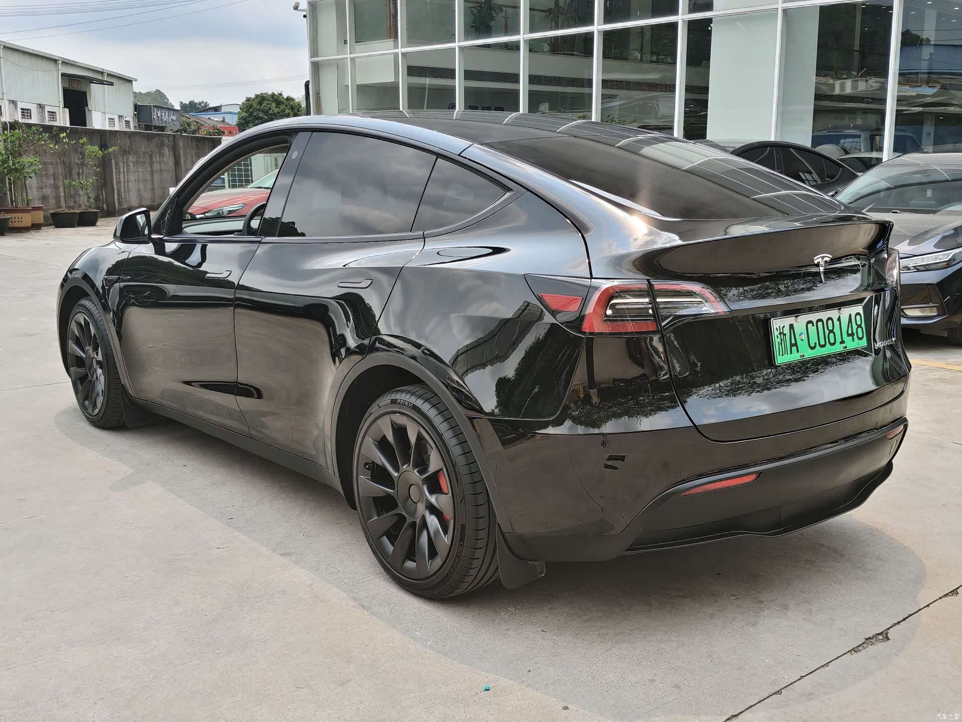 Tesla Model Y, 2021 10