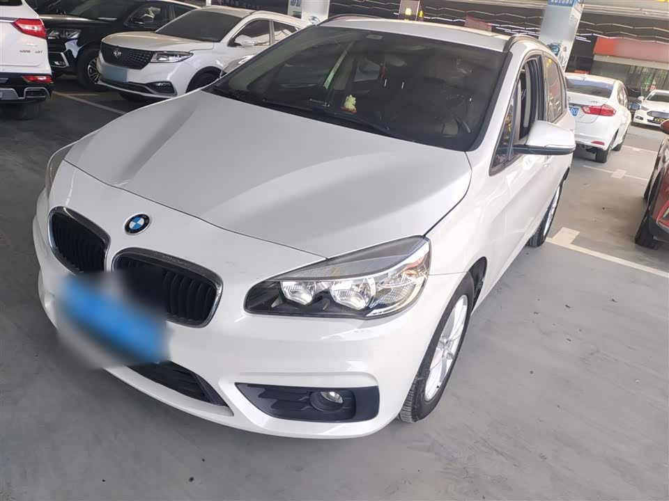 BMW 2 series station wagon