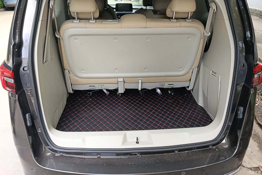 Buick GL8, 2021 4