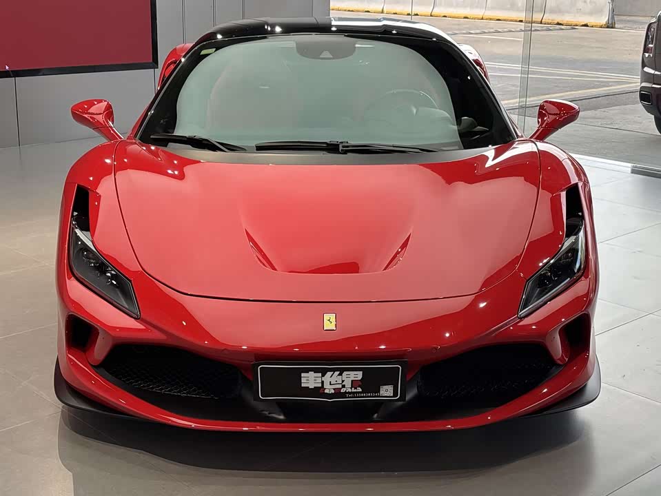 Ferrari F8