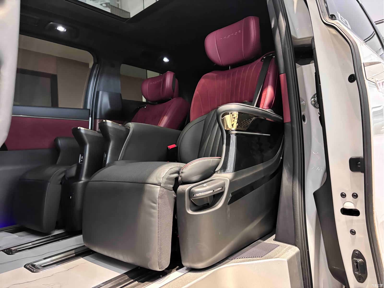 Trumpchi M8, 2023 8