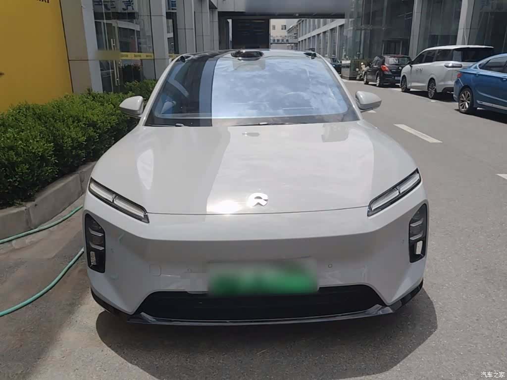 NIO ET5, 2025 3