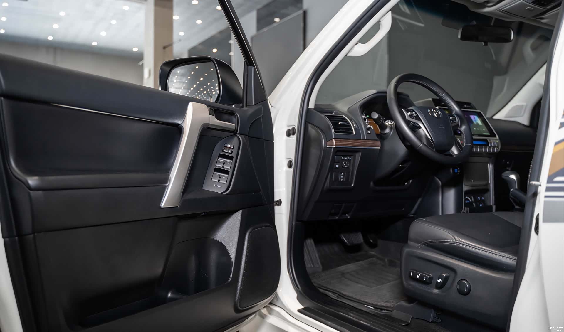 Toyota Prado, 2019 9