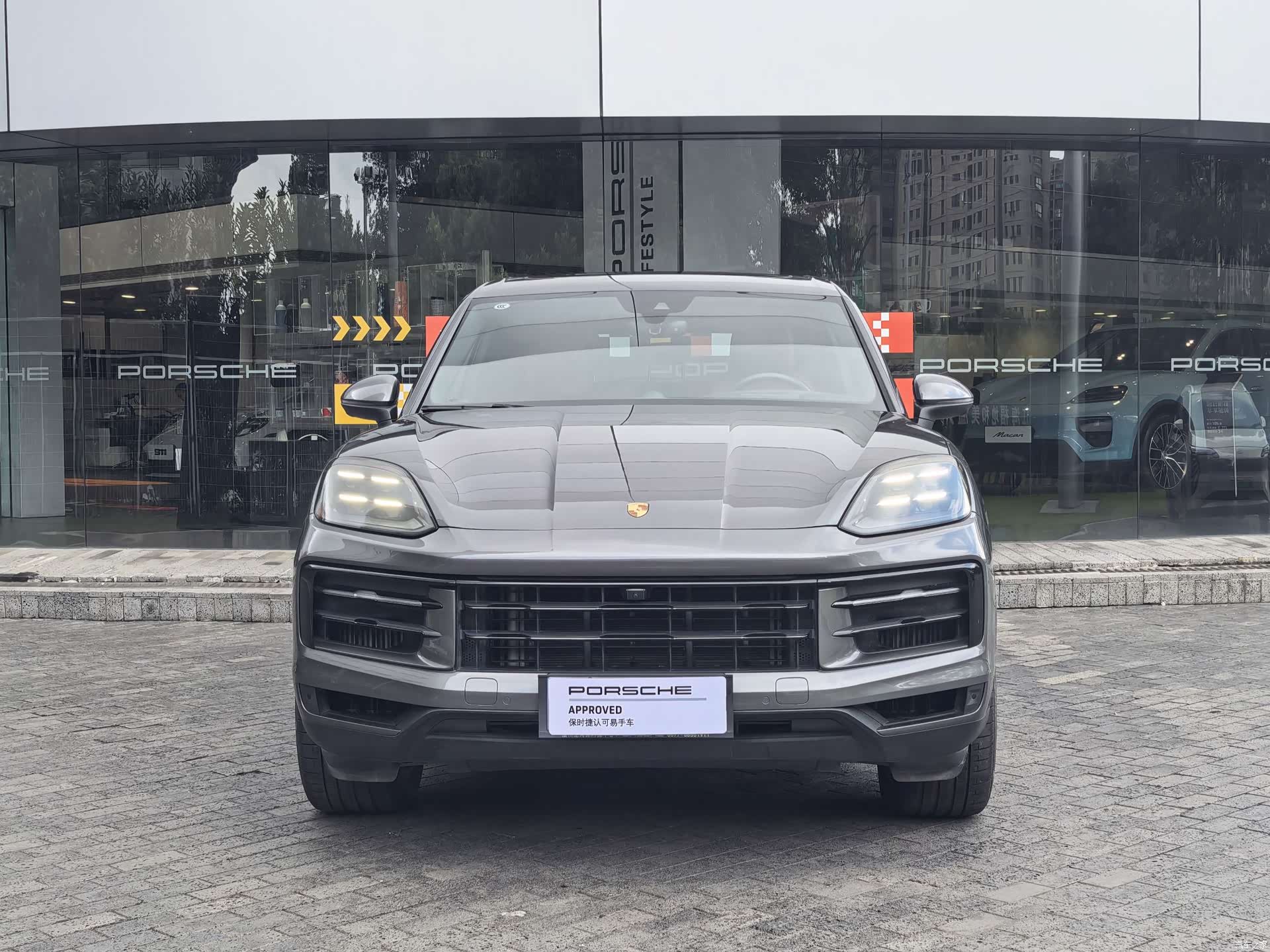 Porsche Cayenne, 2025 2