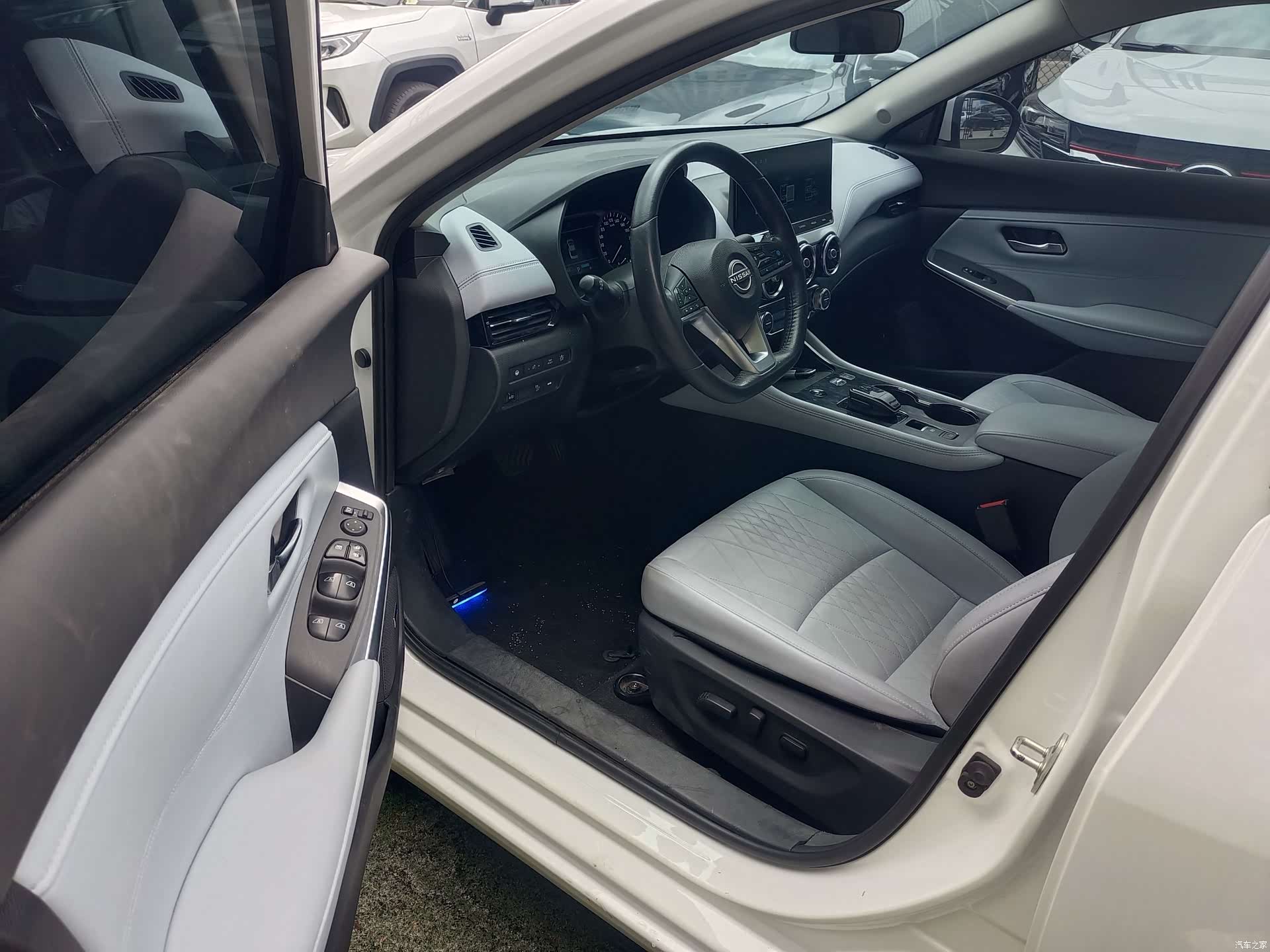 Nissan Sylphy, 2023 все фото
