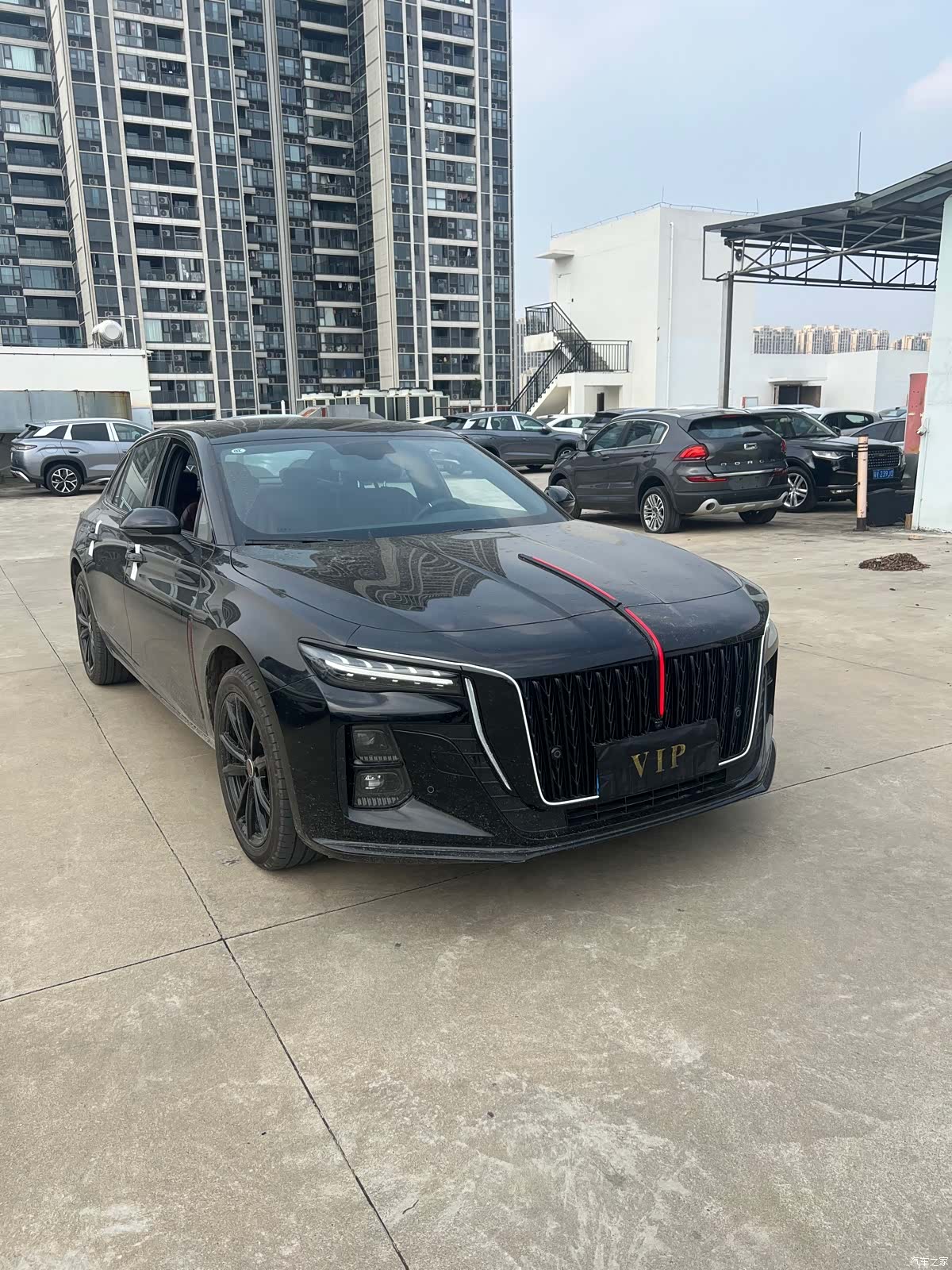 Hongqi H5, 2025 3