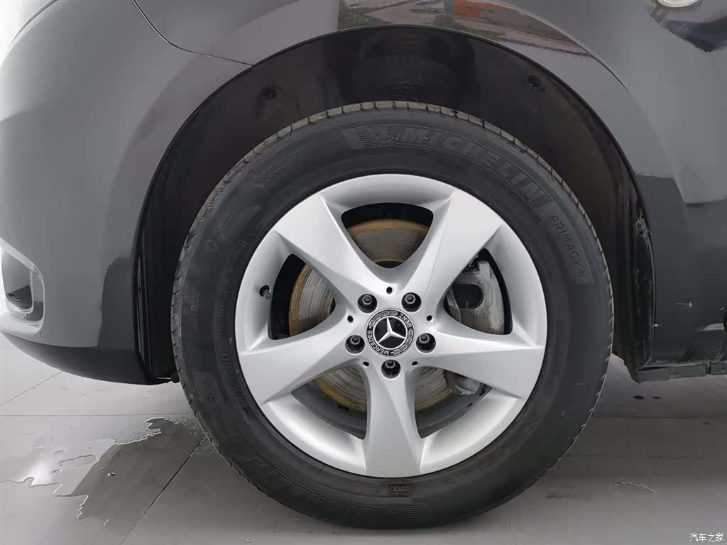 Mercedes-Benz 7, 2019 17