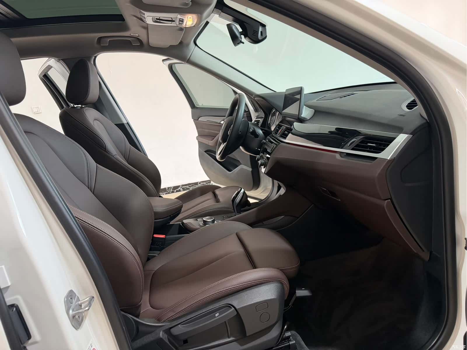 BMW X1, 2023 10