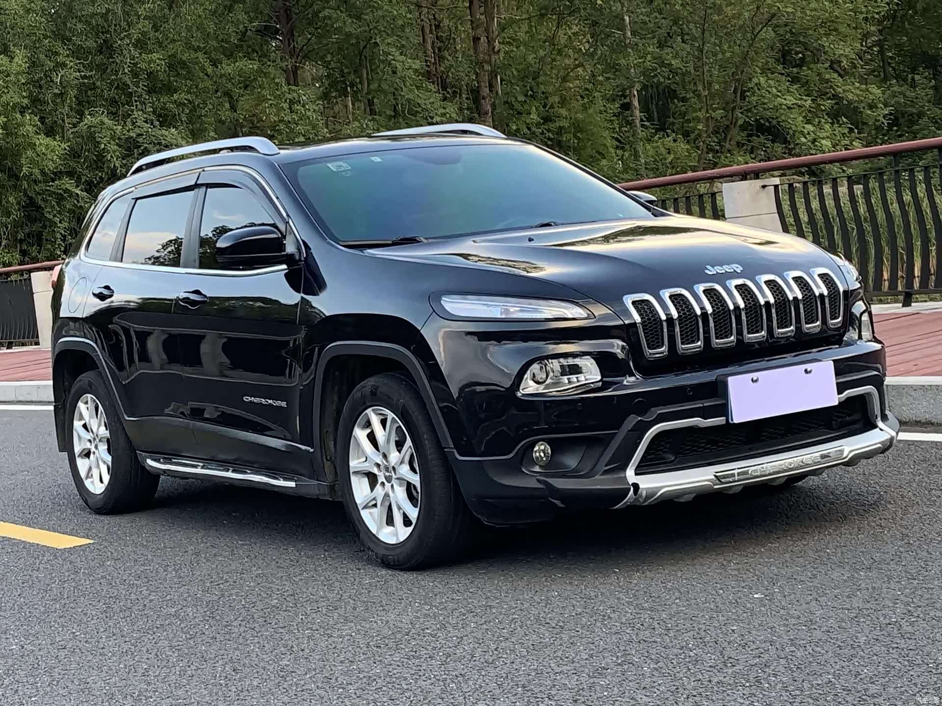Jeep Cherokee, 2016 4