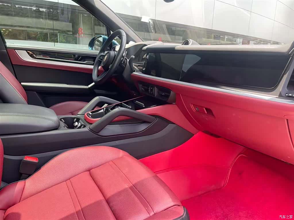 Porsche Cayenne, 2024 23