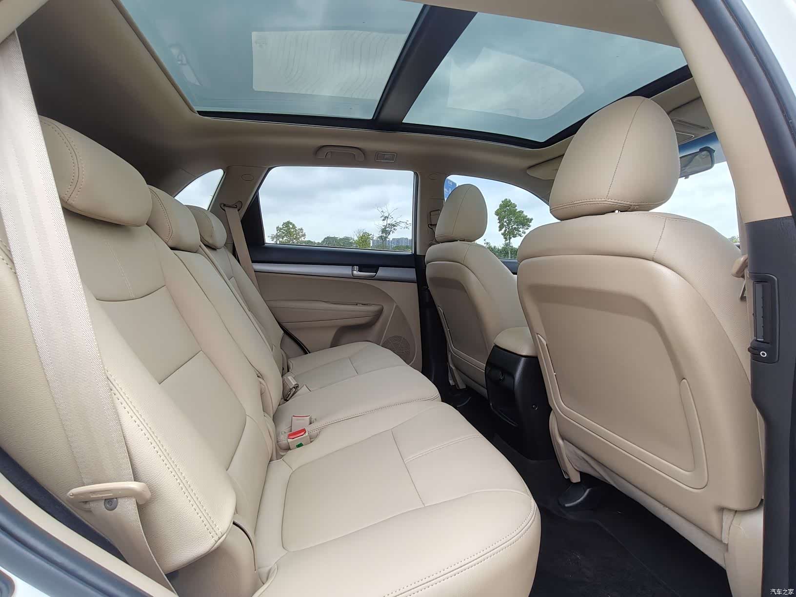 Kia 5, 2013 8
