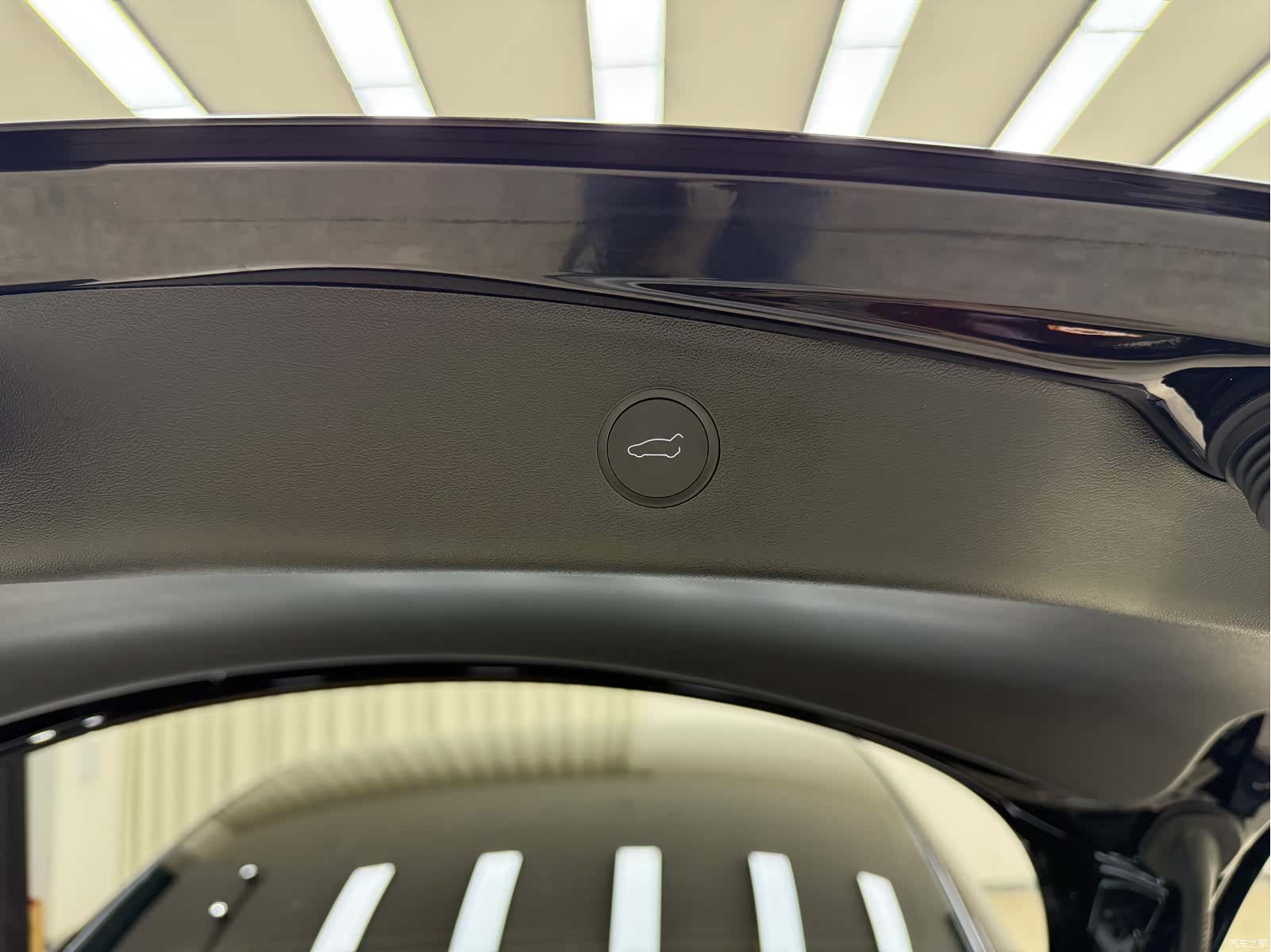 Tesla Model 3, 2022 35
