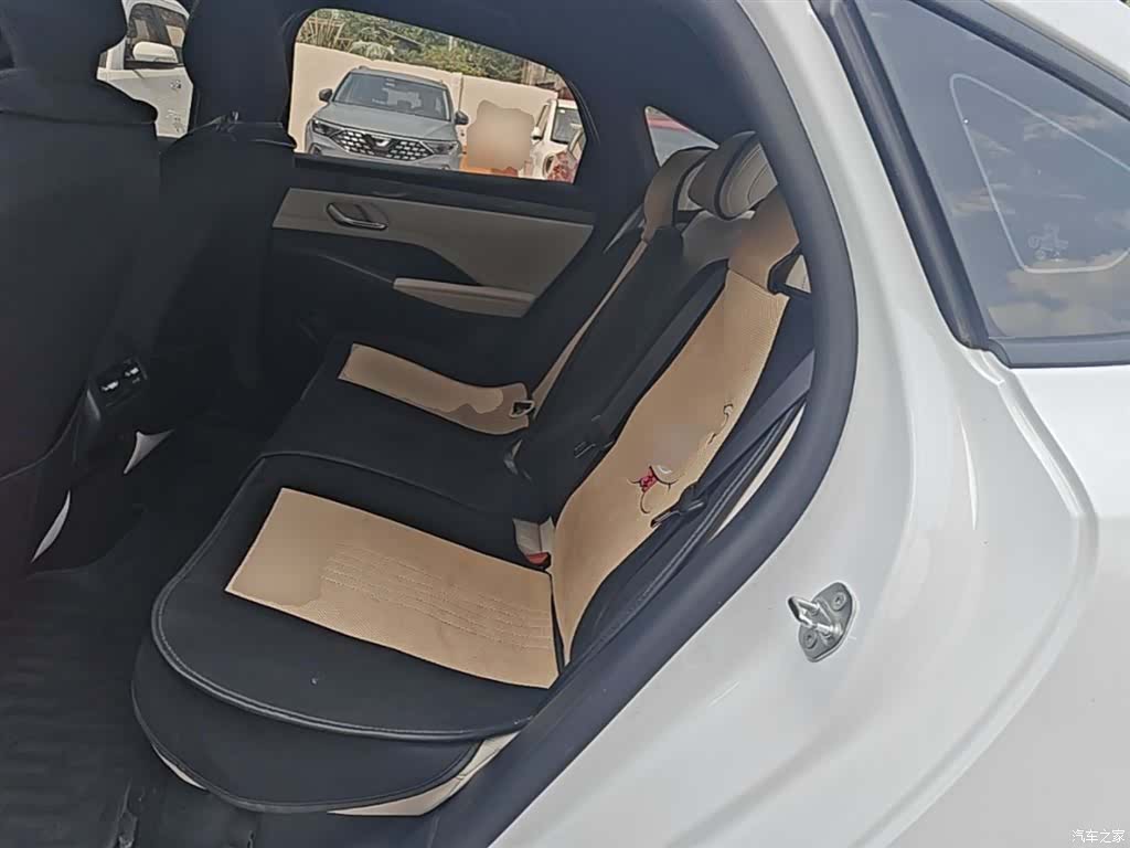BYD Qin, 2025 16