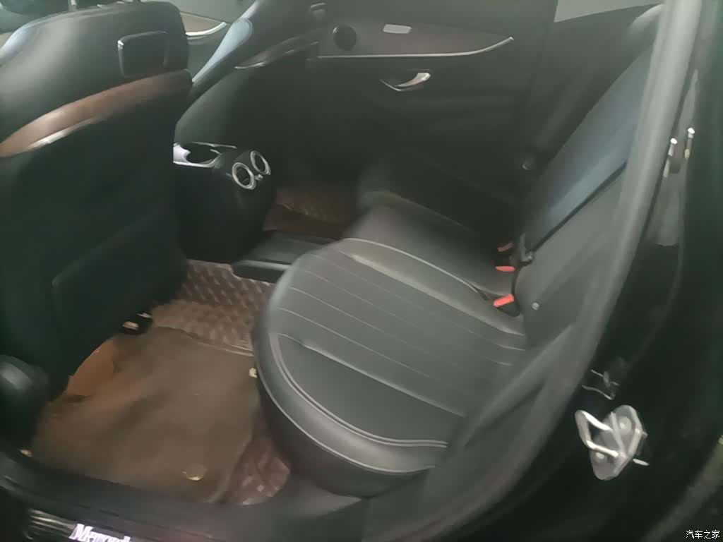 Mercedes-Benz E-Class, 2019 17