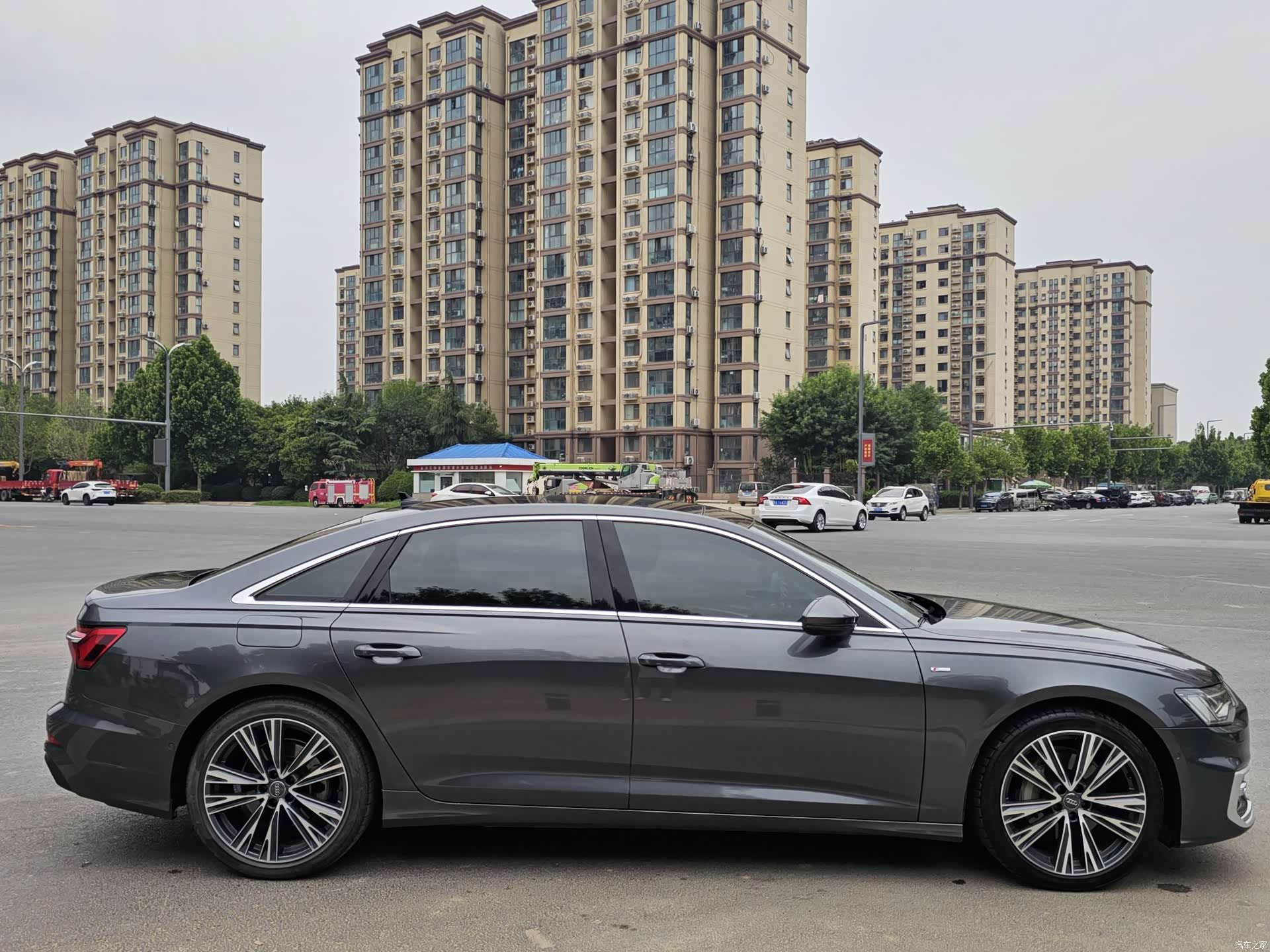 Audi A6L, 2020 4