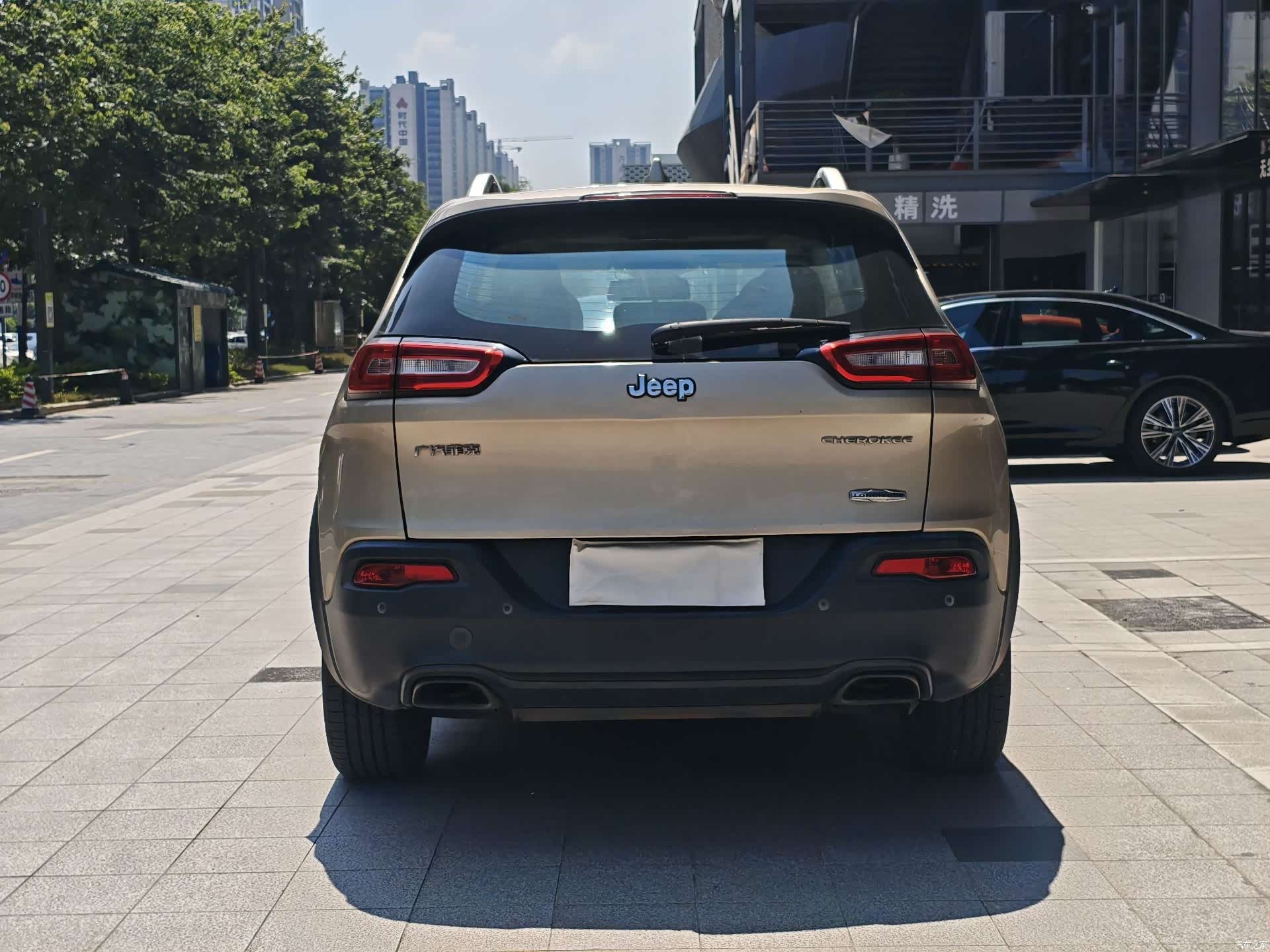 Jeep Cherokee, 2016 4