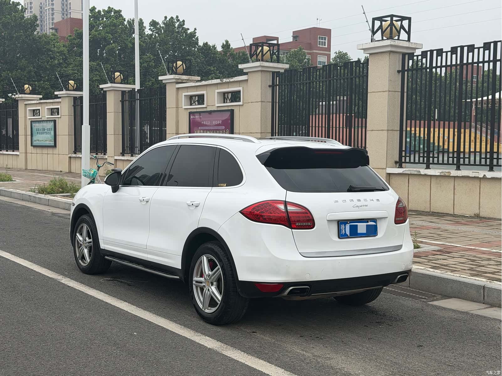 Porsche Cayenne, 2011 12