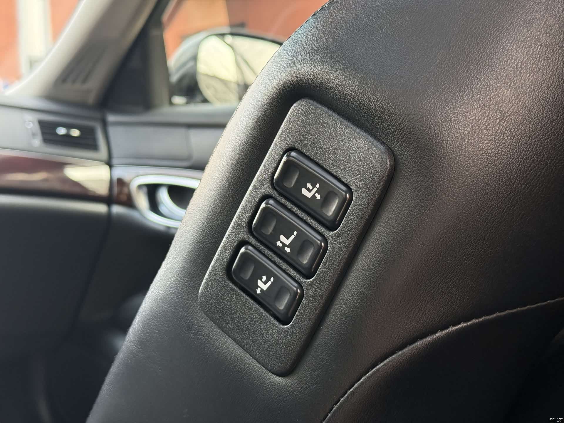Infiniti Q70, 2016 16