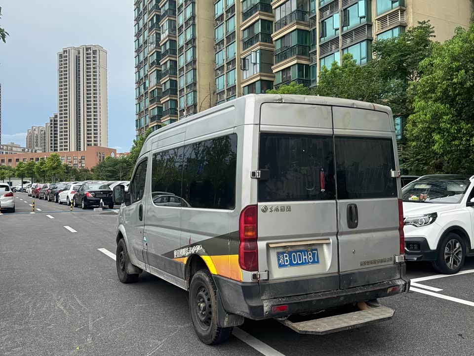 Dongfeng Yufeng Yufeng