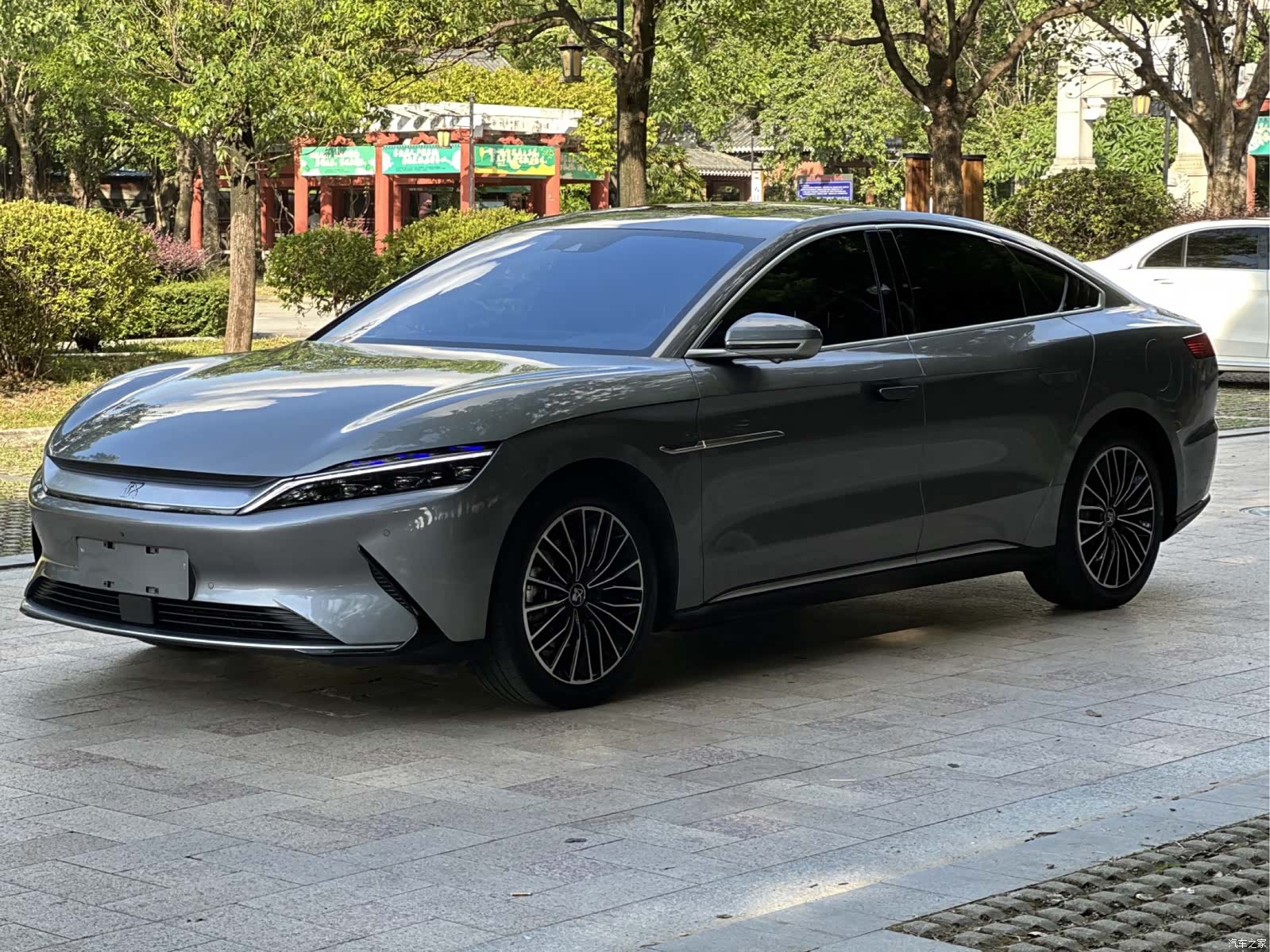 BYD Han, 2022 1