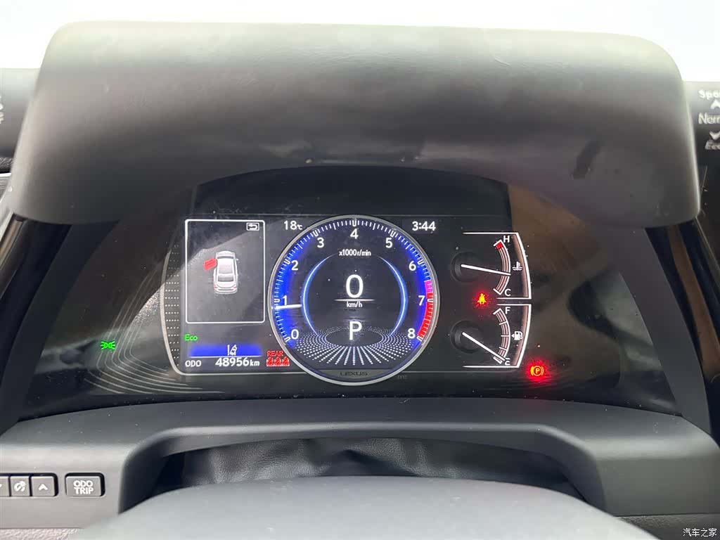 Lexus ES, 2022 11