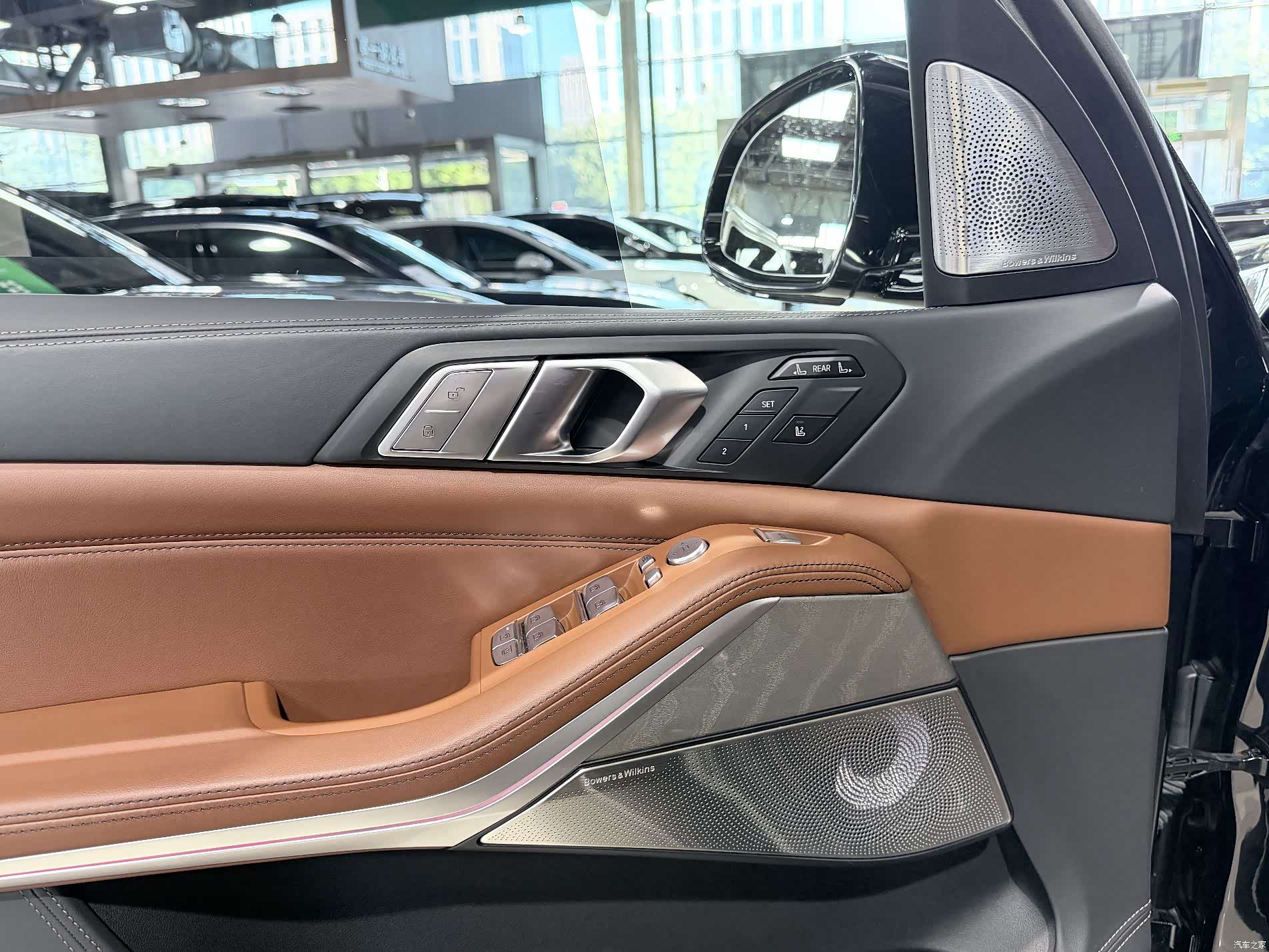 BMW X7, 2023 8