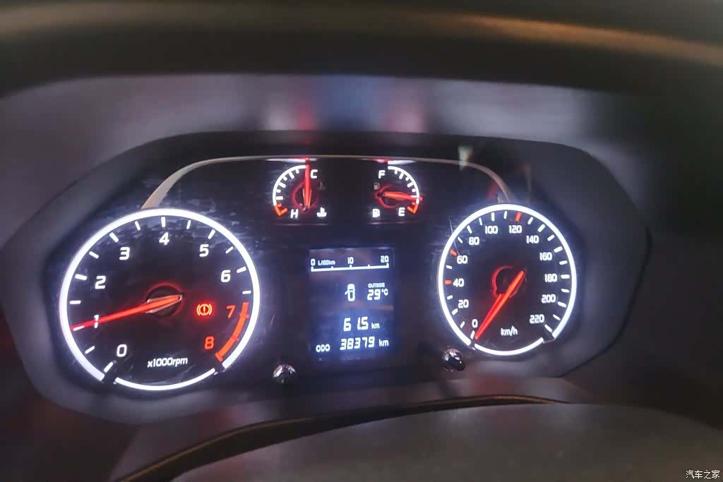 Landwind X2, 2018 14
