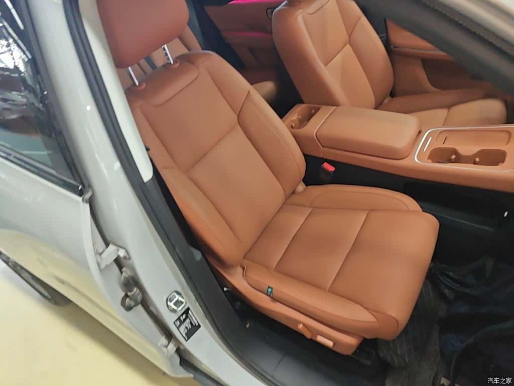 Leapmotor C10, 2025 25