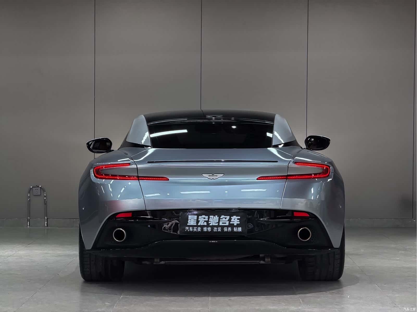 Aston Martin DB11, 2017 7