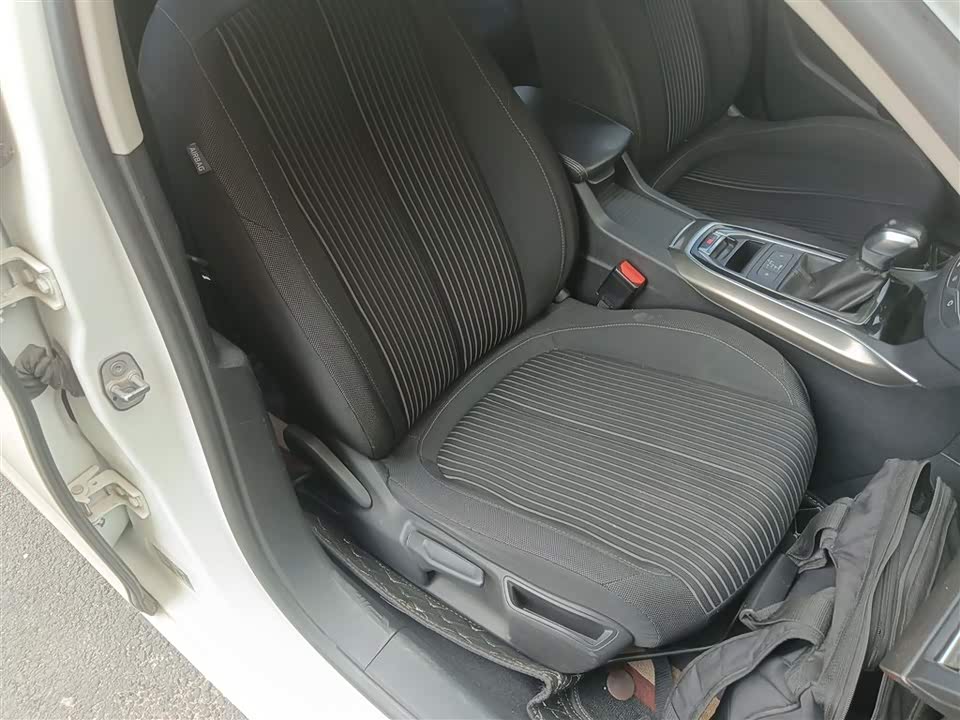 Peugeot 408 Peugeot 408