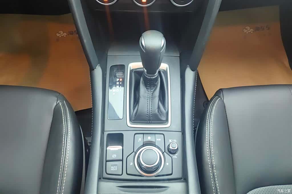 Mazda CX-4, 2021 16