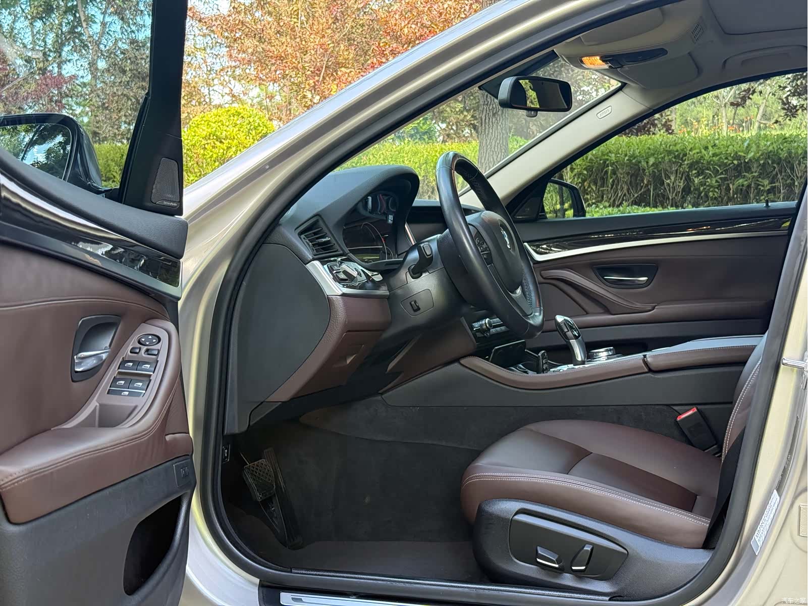 BMW 5 Series, 2016 14