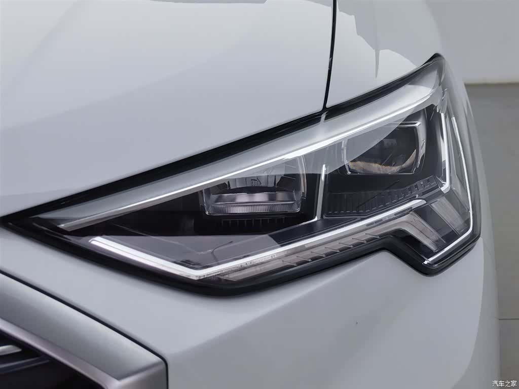 Audi Q3, 2020 7