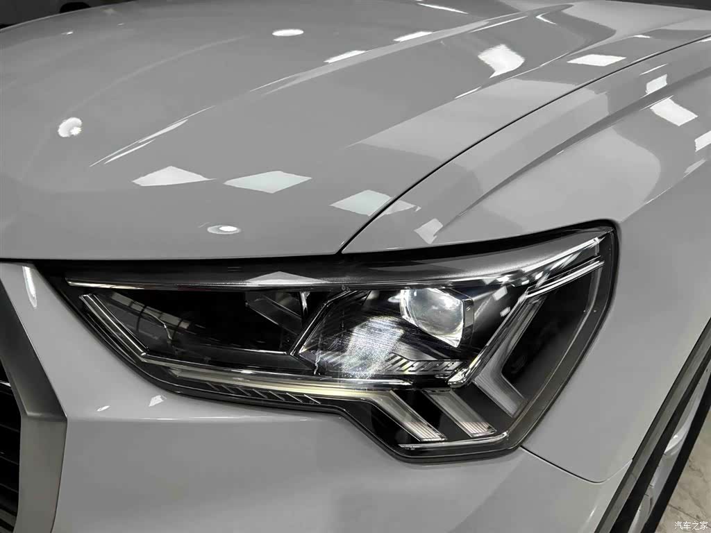 Audi Q3, 2022 18