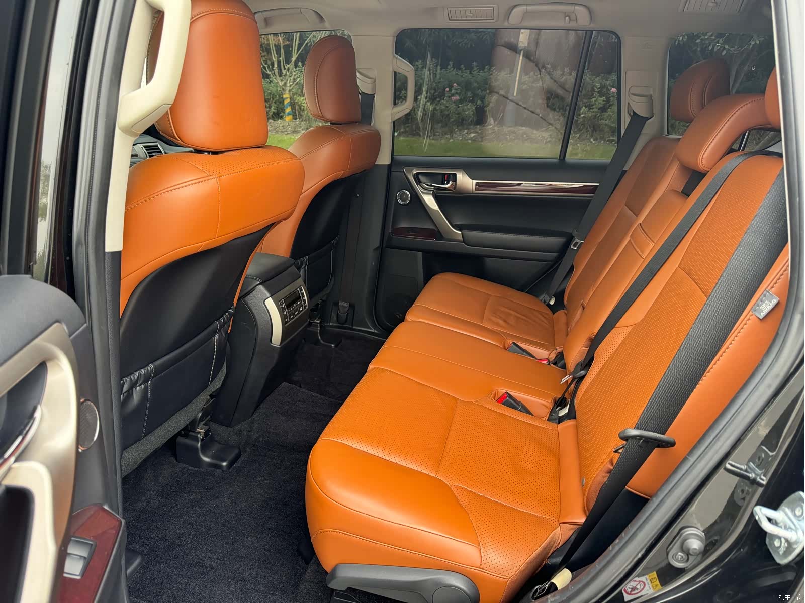 Lexus GX, 2013 8